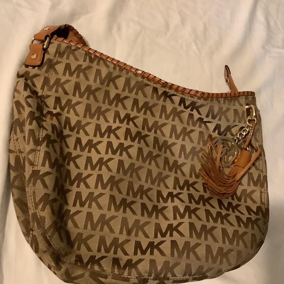 Micheal Kors bag - Picture 1 of 5